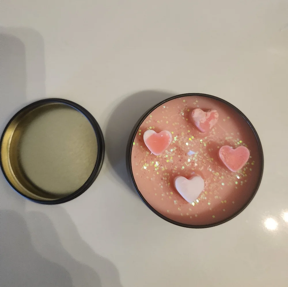 Valentines Day cotton candy scented soy candle can be‎  customized